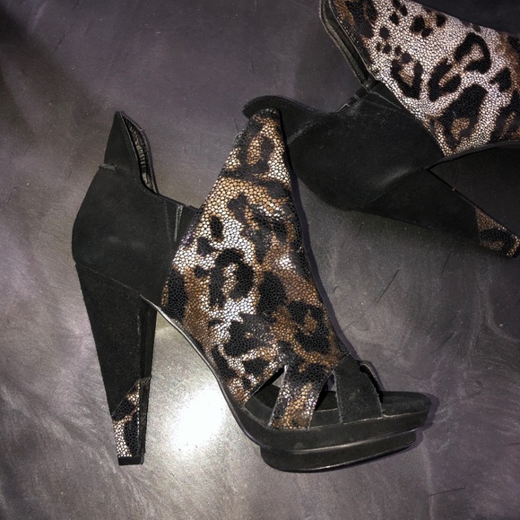 Colin Stuart Shoes - NEW-Colin Stuart (Victoria’s Secret) Leopard Heels